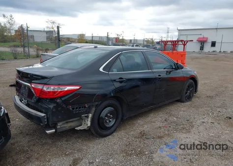 2017 Toyota Camry Se z USA, uszkodzony, nr VIN 4T1BF1FK6HU628795